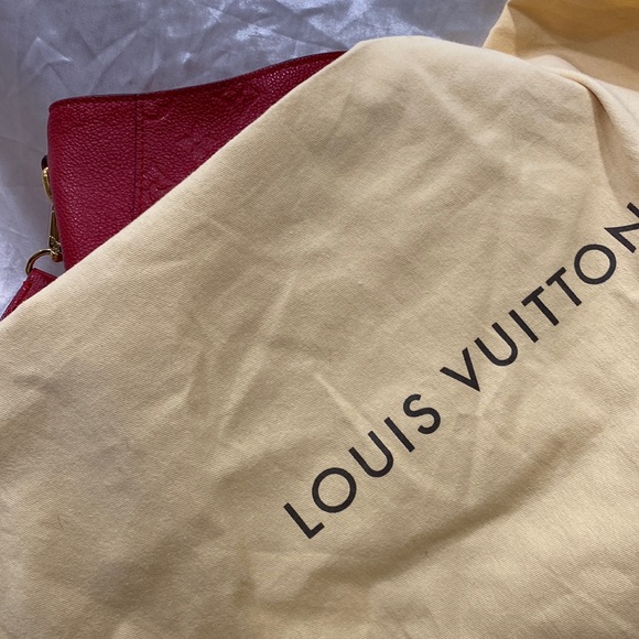 Authentic Louis Vuitton Bagatelle Empreinte Hobo handbag - Picture 13 of 14